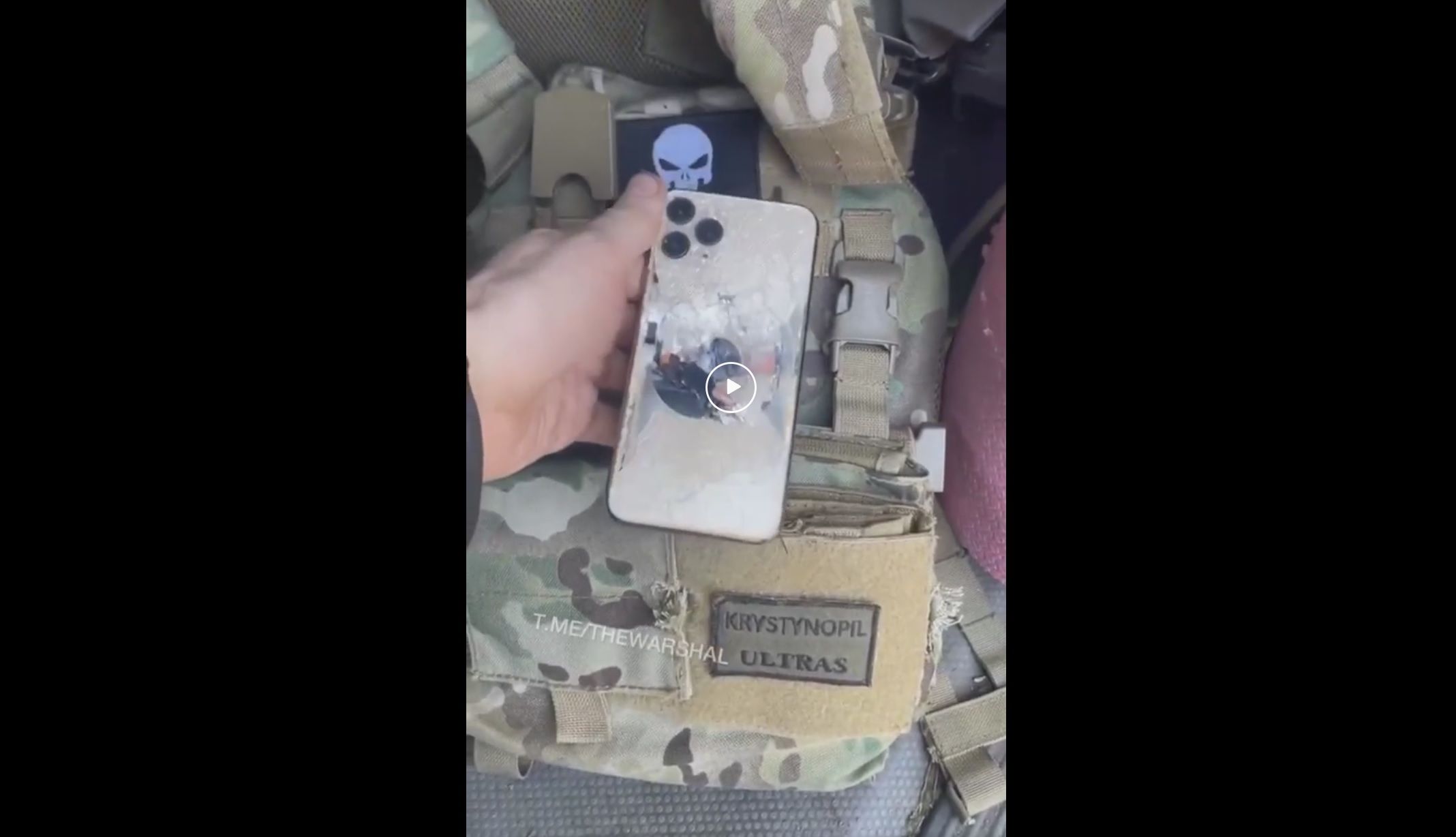 (VIDEO) iPhone 11 Pro a salvat viața unui soldat ucrainean. Telefonul a oprit un glonț