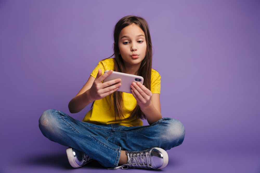 Telefoane pentru copii - cele mai bune modele de smartphone-uri pentru cei mici și lucruri de care trebuie să ții cont 