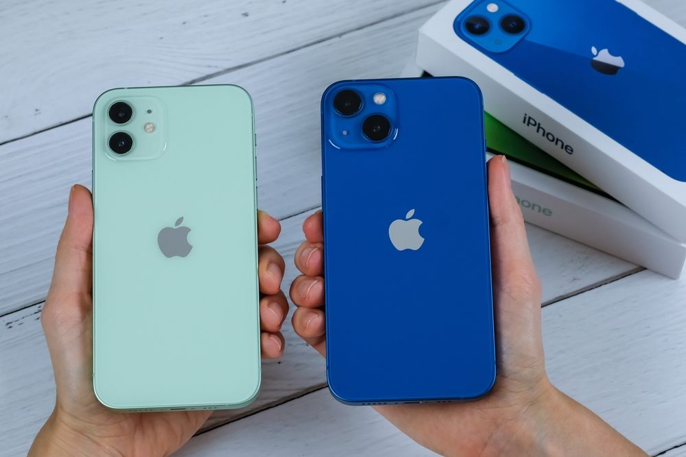 iPhone 12 vs. iPhone 13 - mi a különbség köztük?