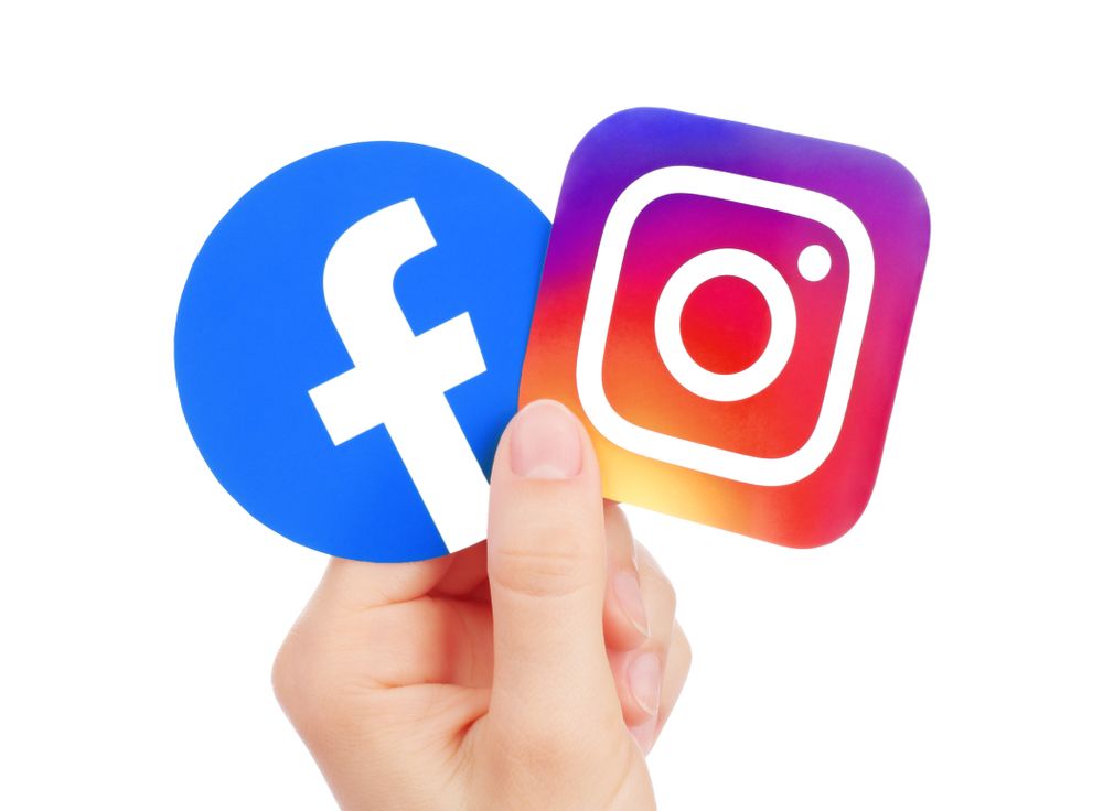 Instagram îți va aminti să intri pe Facebook