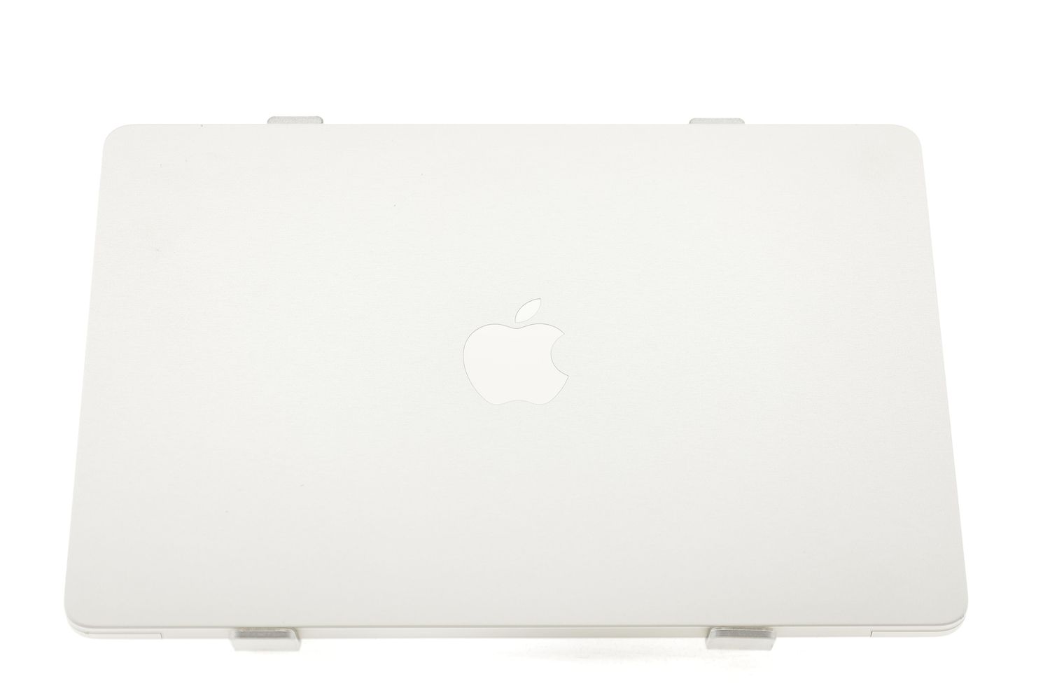 Apple MacBook Air 13″ 2024, M3 8 Cores, 8 GB, 8 core GPU 256 GB Silver - Nagyon jó