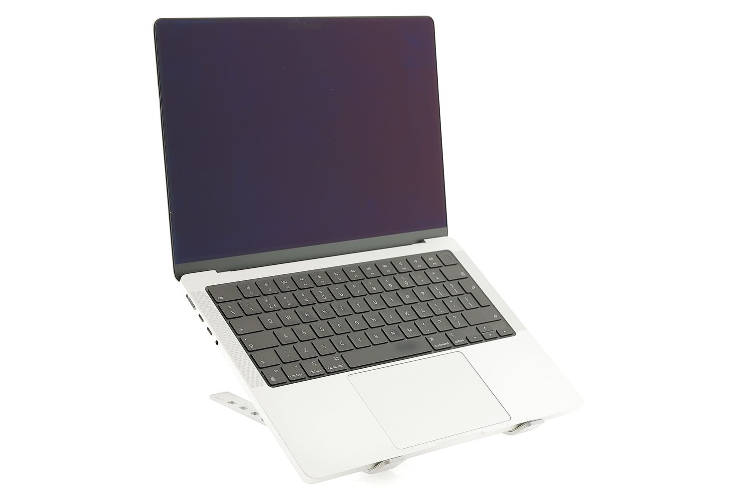 Apple MacBook Pro 14″ 2023, M2 Pro 10 Cores, 16 GB, 16 core GPU 512 GB Silver - Excelent