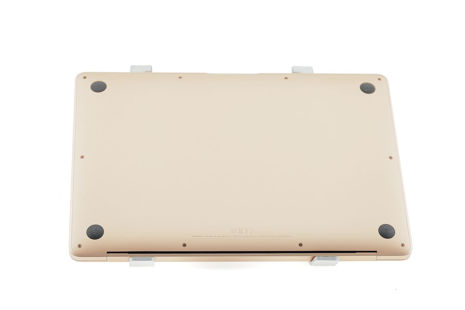 Apple MacBook Air 13″ 2020, M1 8 Cores, 8 GB, 7 core GPU 256 GB Gold - Újszerű