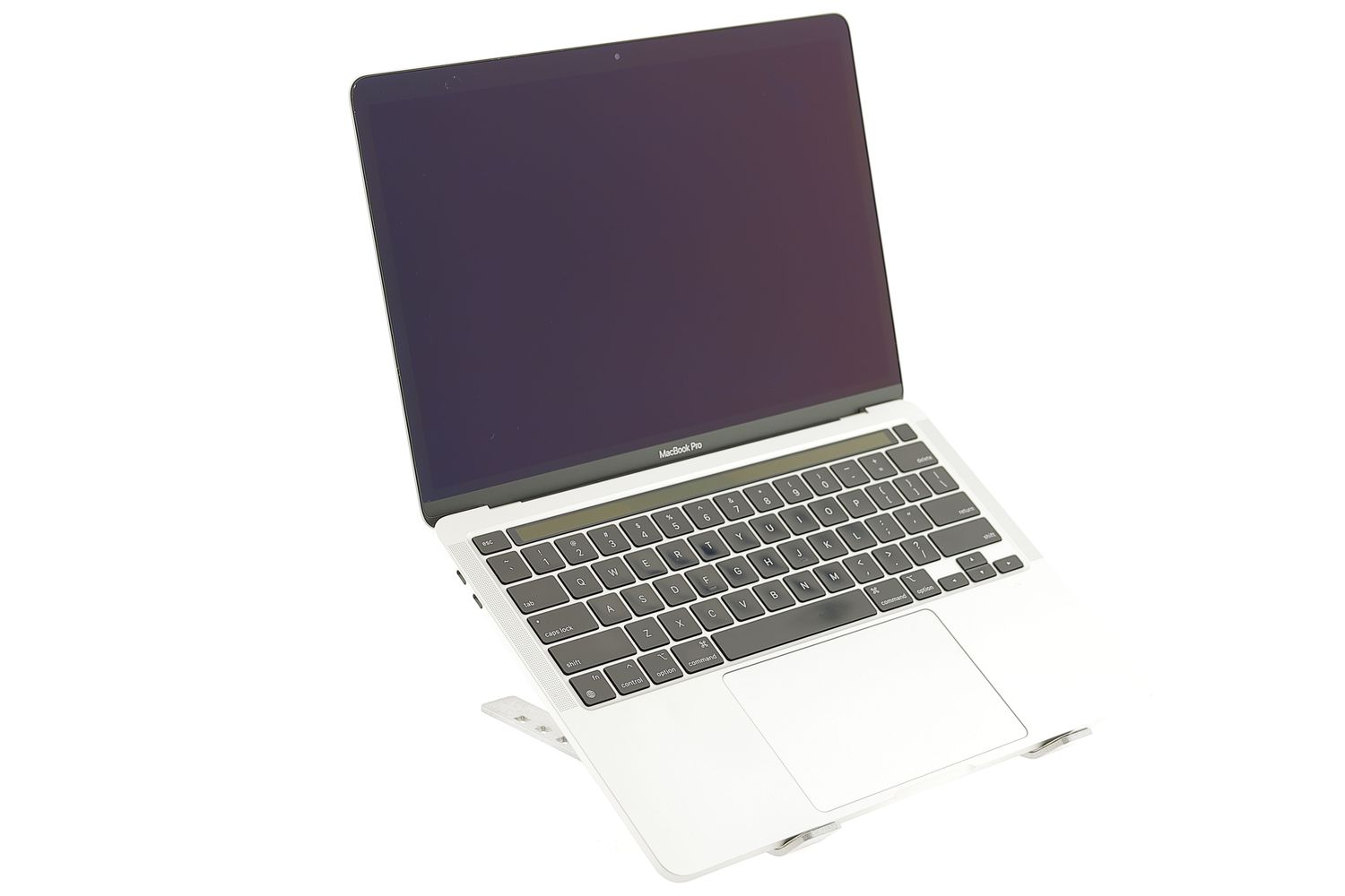 Apple MacBook Pro 13″ 2020, M1 8 Cores, 16 GB, 8 core GPU 256 GB Silver - Foarte bun
