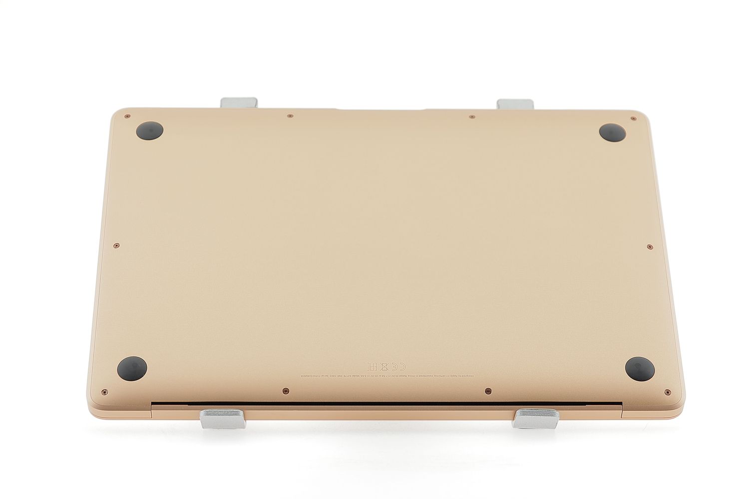 Apple MacBook Air 13″ 2020, i3 1.1 GHz, 8 GB, Intel Iris Plus 256 GB Gold - Kiváló