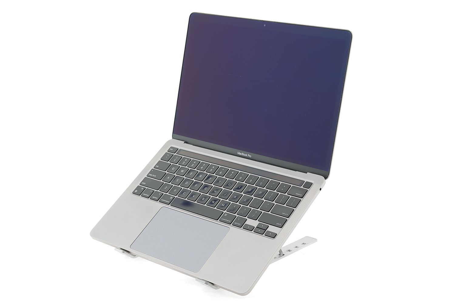 Apple MacBook Pro 13″ 2020, M1 8 Cores, 16 GB, 8 core GPU 512 GB Space Gray - Kiváló