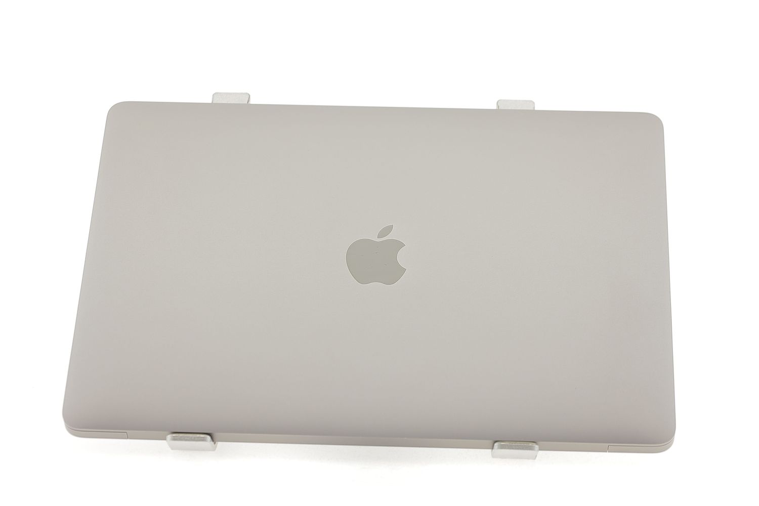 Apple MacBook Air 13″ 2020, i5 1.1 GHz, 8 GB, Intel Iris Plus 512 GB Space Gray - Като нов