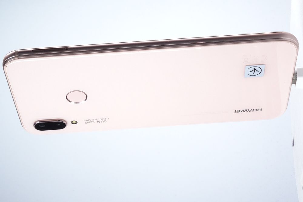 Мобилен телефон Huawei, P20 Lite, 64 GB, Sakura Pink,  Като нов
