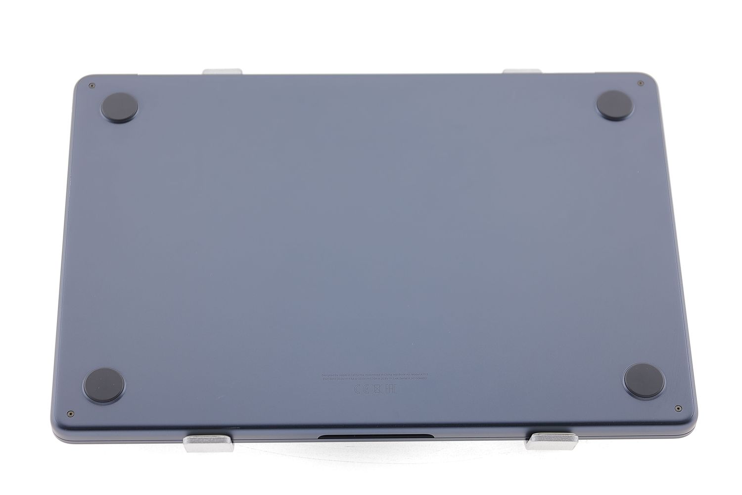 Apple MacBook Air 13″ 2024, M3 8 Cores, 8 GB, 8 core GPU 256 GB Midnight - Като нов