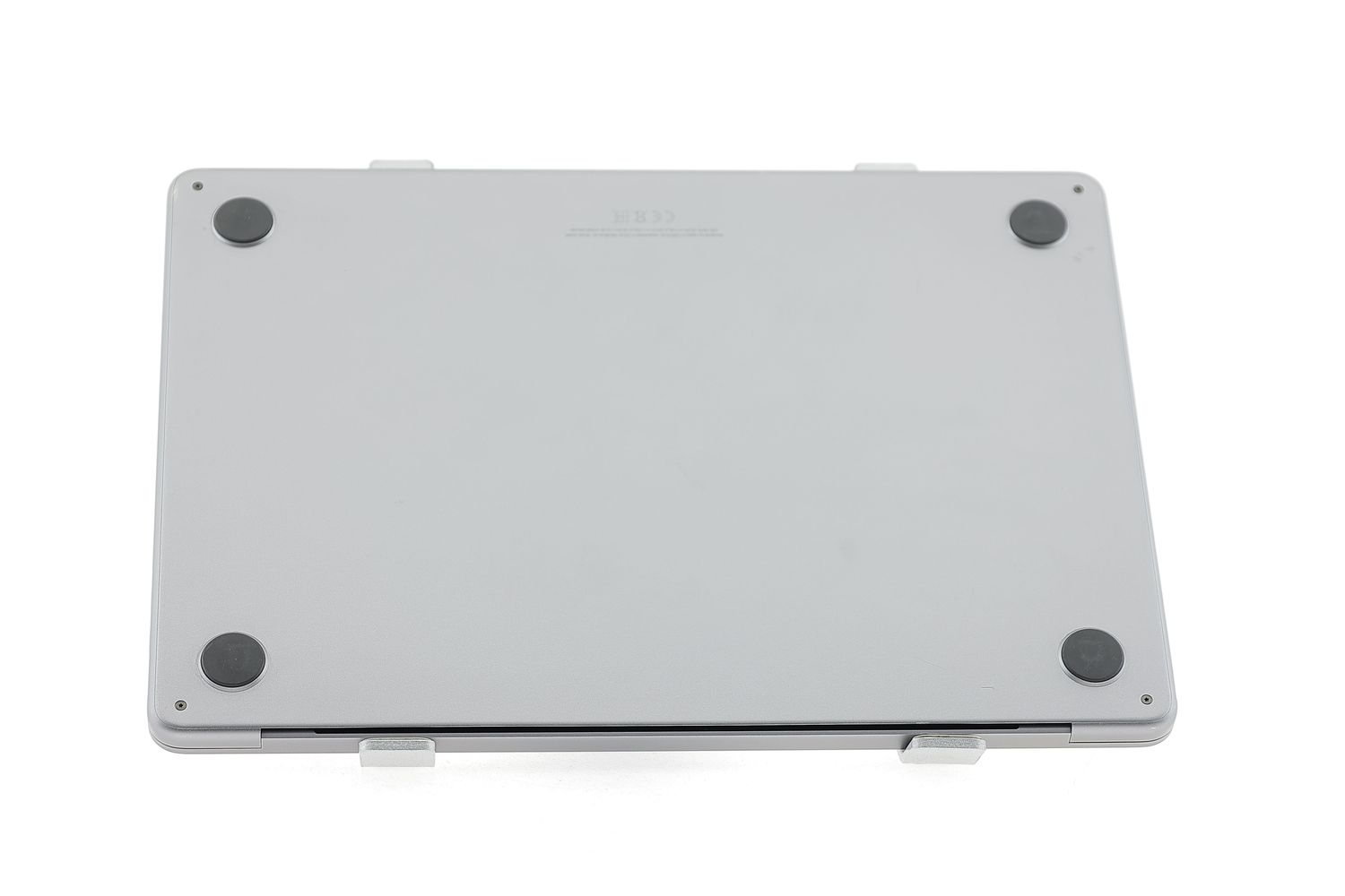Apple MacBook Air 13″ 2022, M2 8 Cores, 8 GB, 10 core GPU 512 GB Space Gray - Nagyon jó