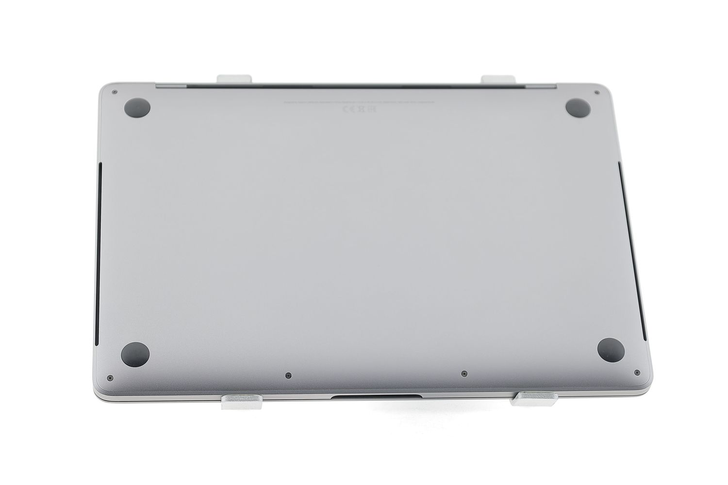 Apple MacBook Pro 13″ Touch Bar 2020, i5 2 GHz, 16 GB, Intel Iris Plus Graphics 512 GB Space Gray