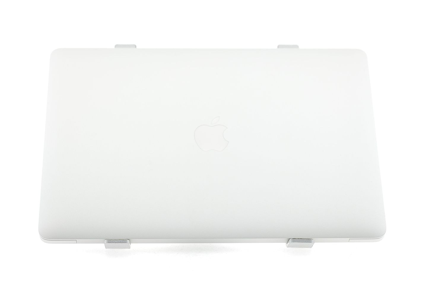 Apple MacBook Pro 13″ 2022, M2 8 Cores, 8 GB, 10 core GPU 256 GB Silver - Excelent