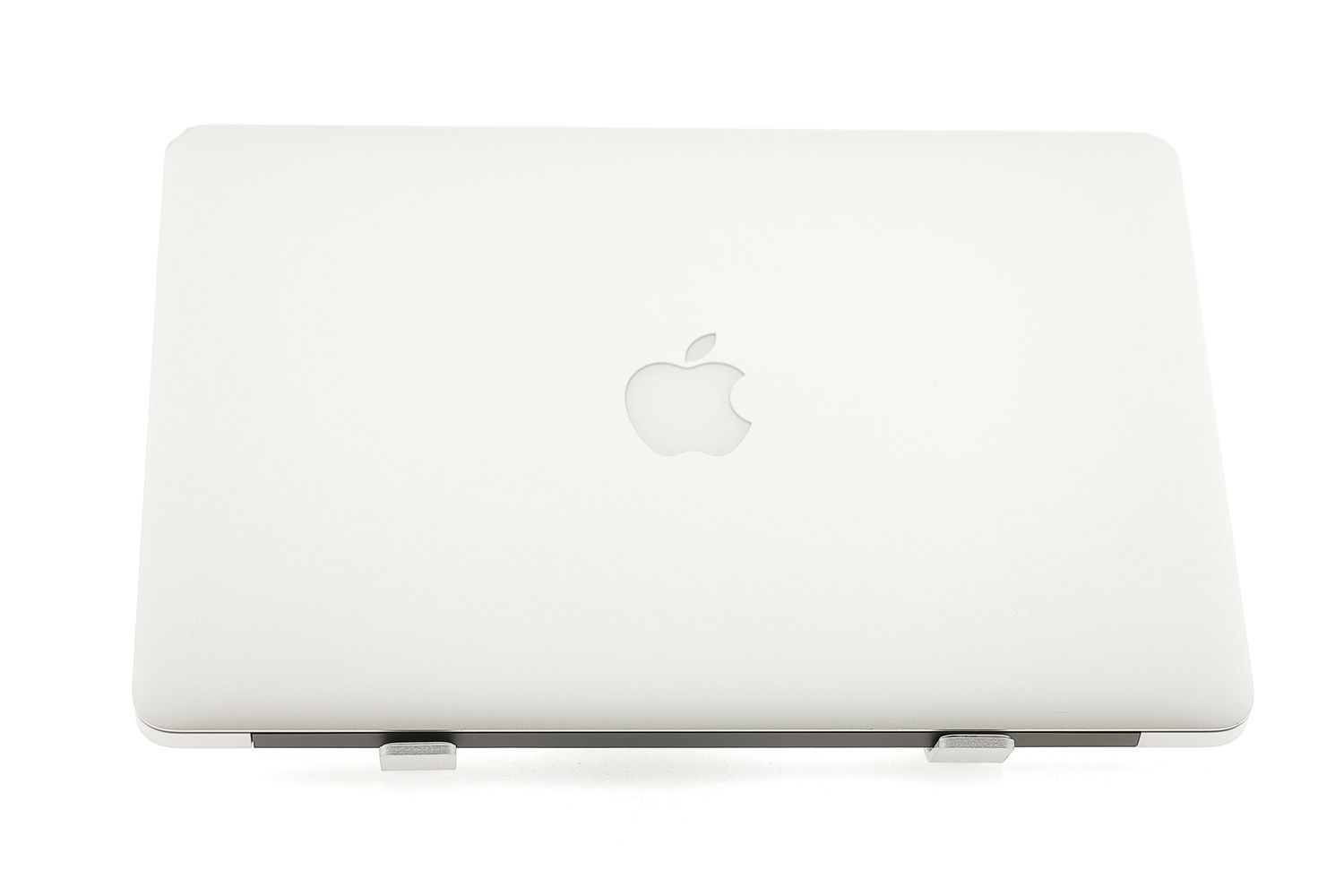 Apple MacBook Air 13″ 2017, i5 1.8 GHz, 8 GB, HD Graphics 6000 256 GB Silver - Nagyon jó