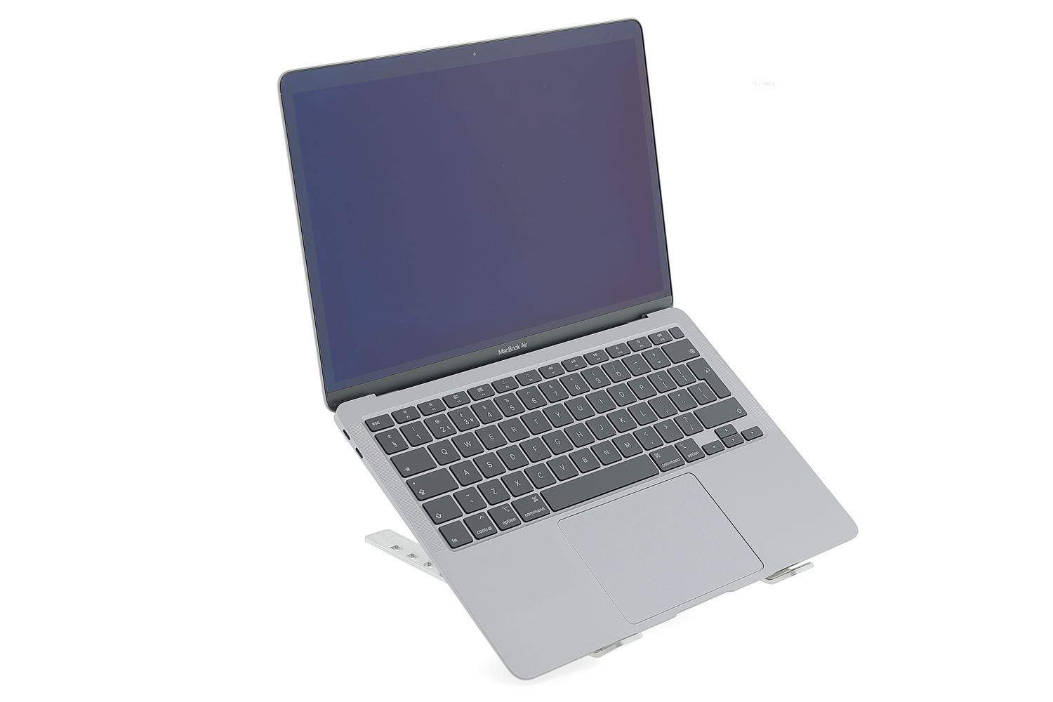 Apple MacBook Air 13″ 2020, i3 1.1 GHz, 8 GB, Intel Iris Plus 256 GB Space Gray