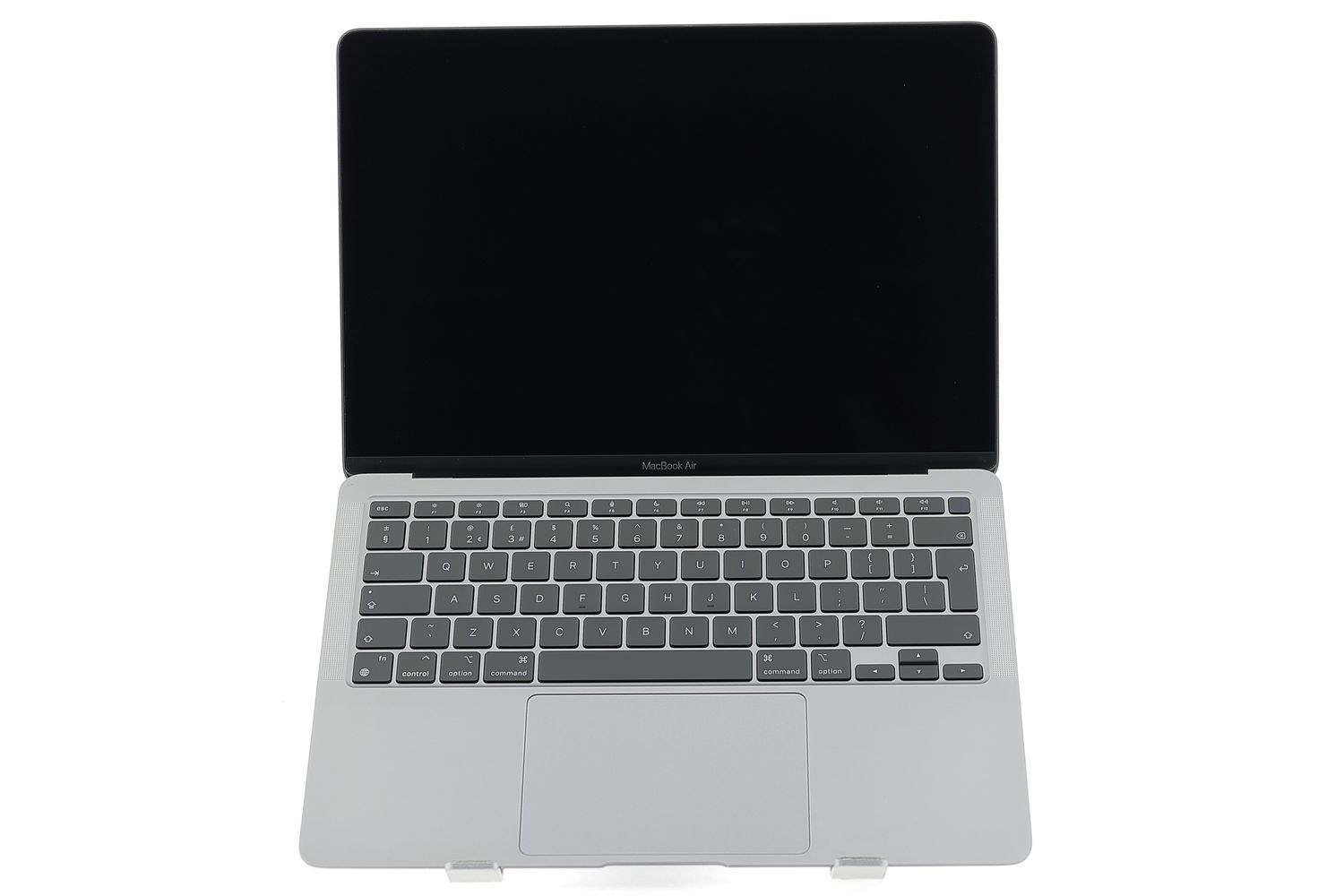Apple MacBook Air 13″ 2020, i5 1.1 GHz, 8 GB, Intel Iris Plus 256 GB Space Gray - Jó
