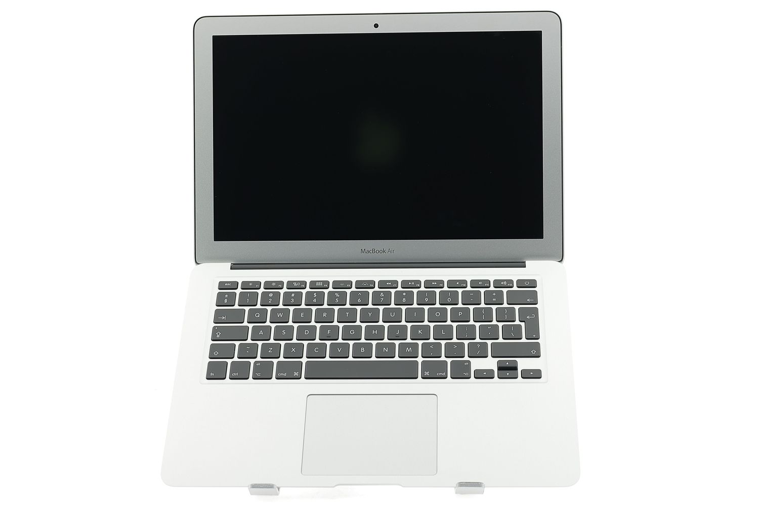 Apple MacBook Air 13″ 2017, i5 1.8 GHz, 8 GB, HD Graphics 6000 128 GB Silver - Отлично