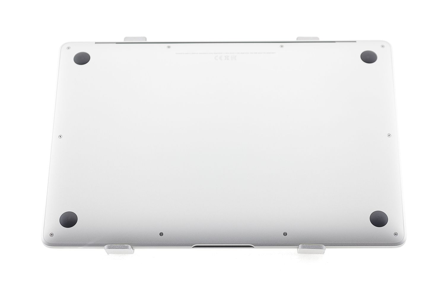 Apple MacBook Air 13″ 2020, M1 8 Cores, 8 GB, 7 core GPU 256 GB Silver - Excelent