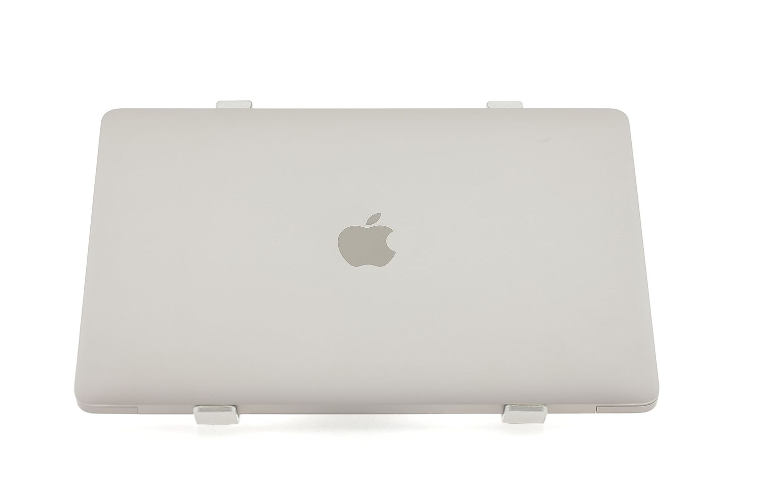 Apple MacBook Air 13″ 2020, i5 1.1 GHz, 8 GB, Intel Iris Plus 256 GB Space Gray - Nagyon jó