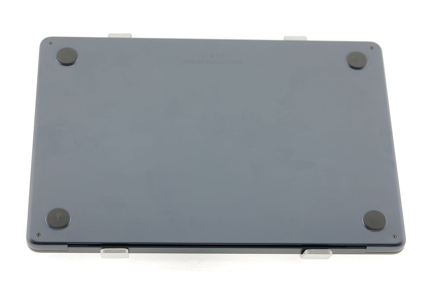 Apple MacBook Air 13″ 2024, M3 8 Cores, 8 GB, 8 core GPU 256 GB Midnight - Ca nou