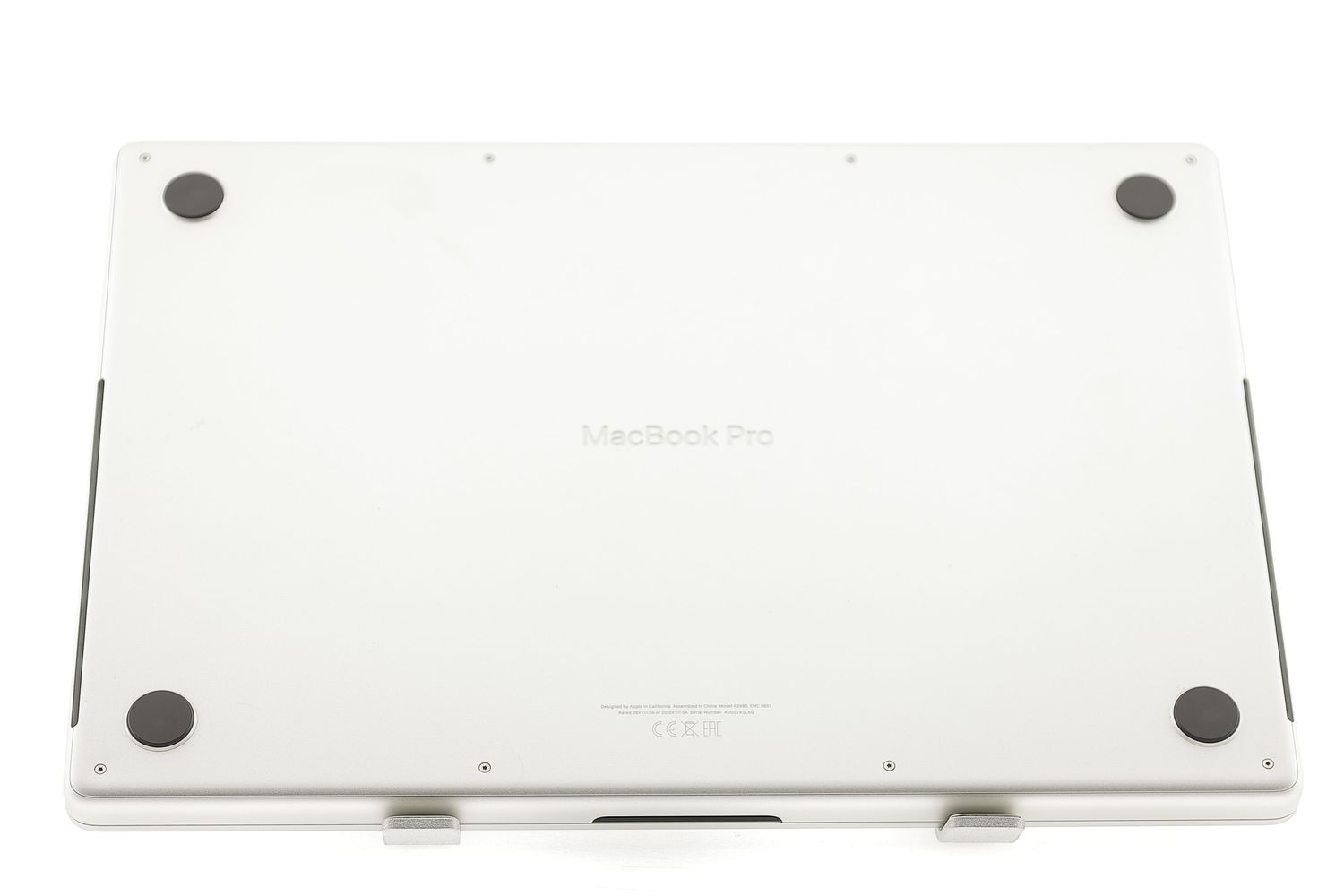 Apple MacBook Pro 16″ 2021, M1 Pro 10 Cores, 16 GB, 16 core GPU 512 GB Silver - Εξαιρετικό
