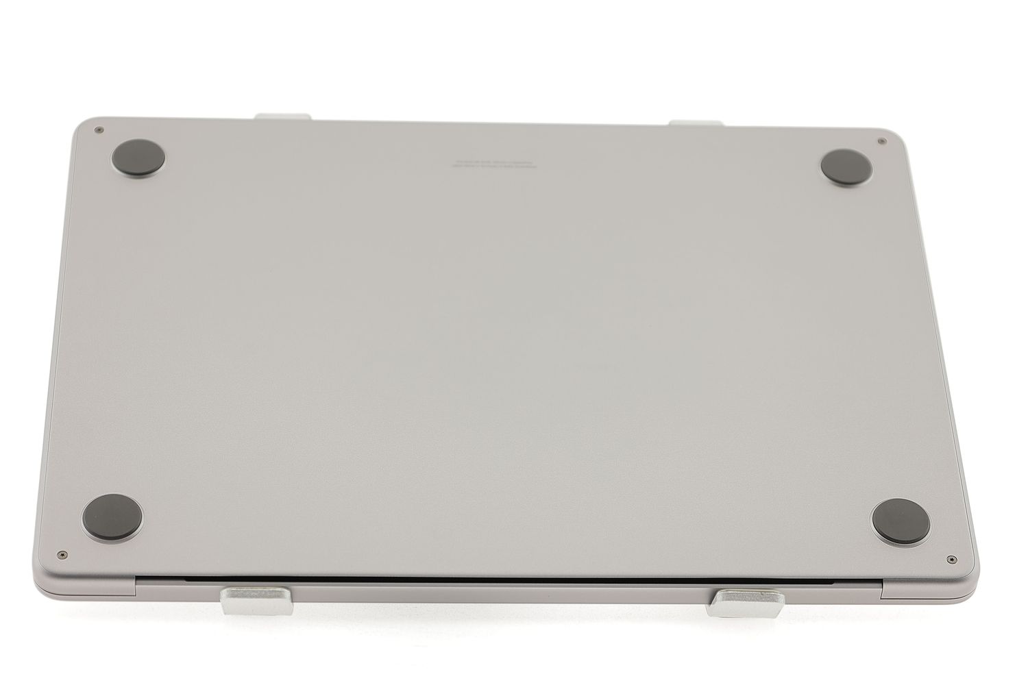 Apple MacBook Air 13″ 2022, M2 8 Cores, 8 GB, 8 core GPU 256 GB Space Gray