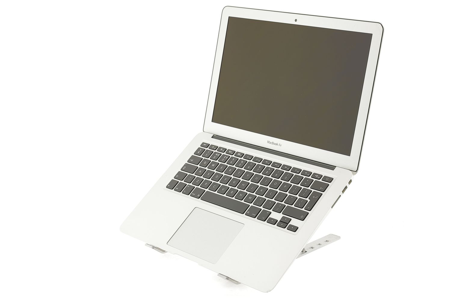 Apple MacBook Air 13″ 2017, i5 1.8 GHz, 8 GB, HD Graphics 6000 256 GB Silver - Nagyon jó