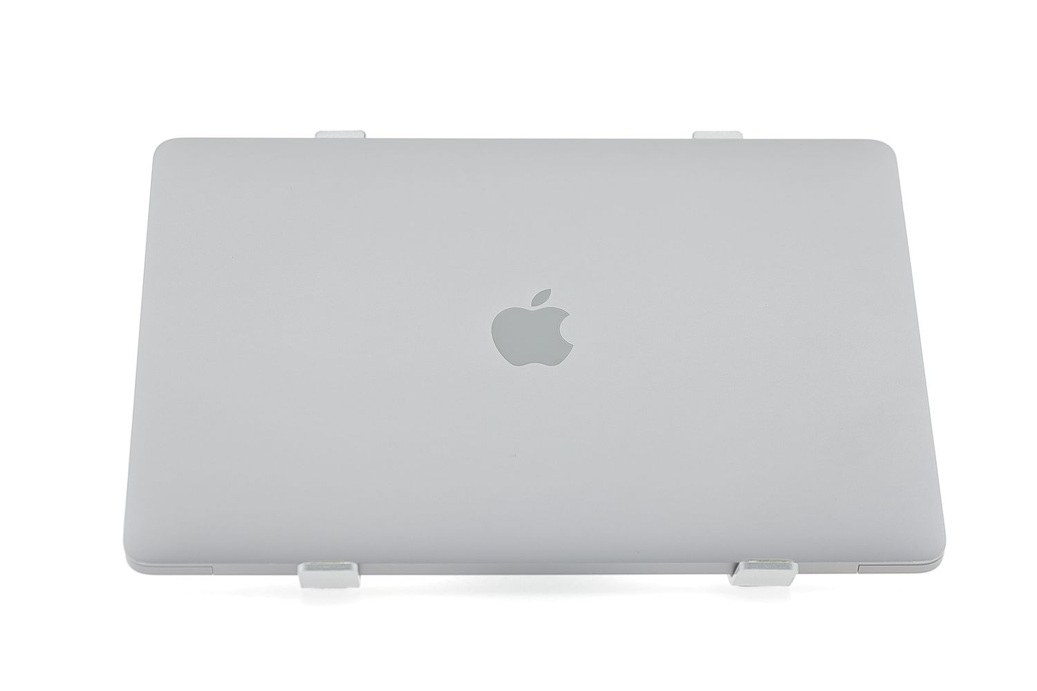 Apple MacBook Pro 13″ 2017, i5 2.3 GHz, 8 GB, Intel Iris Plus Graphics 640 256 GB Space Gray - Много добро