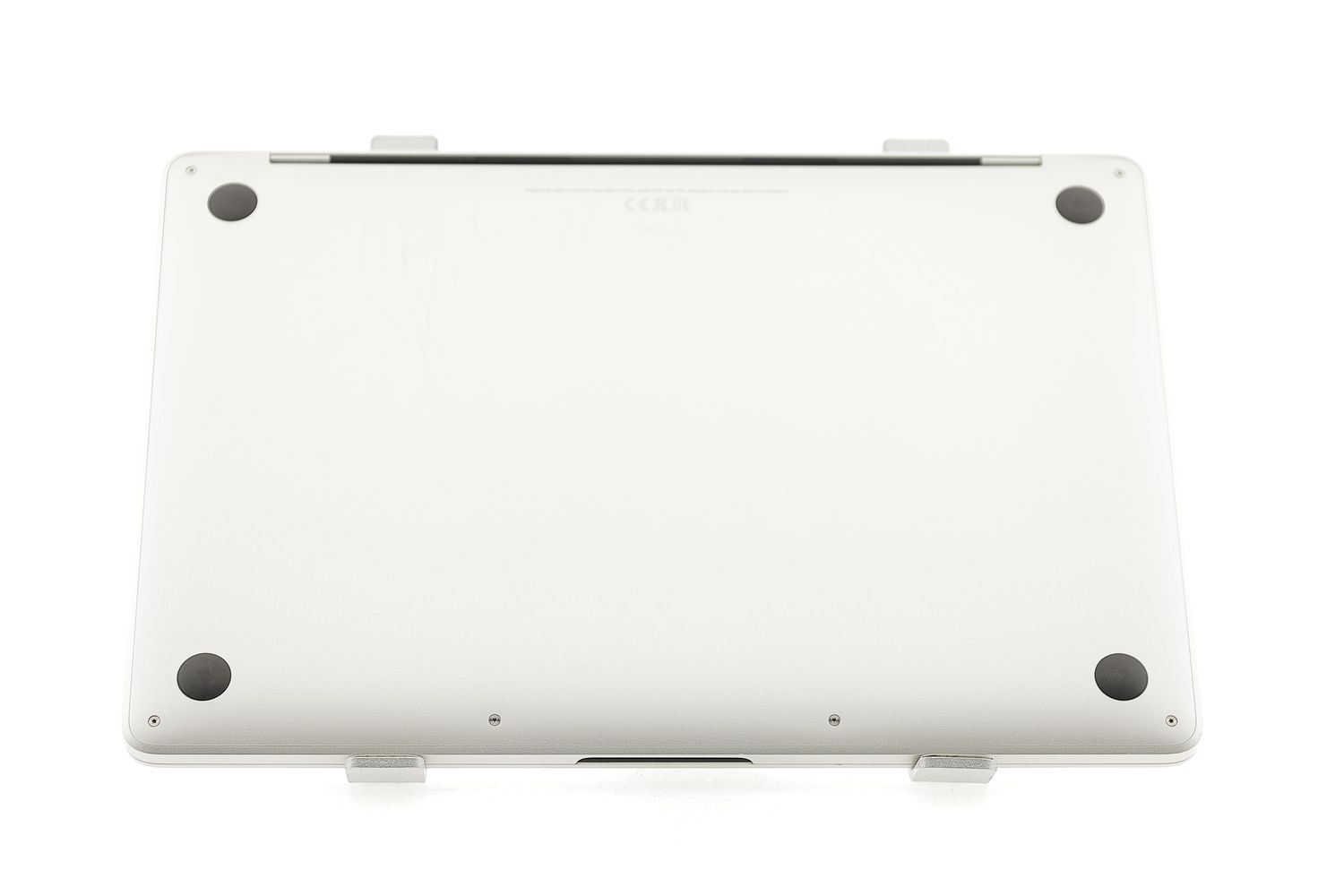 Apple MacBook Pro 13″ 2017, i5 2.3 GHz, 8 GB, Intel Iris Plus Graphics 640 128 GB Silver - Отлично