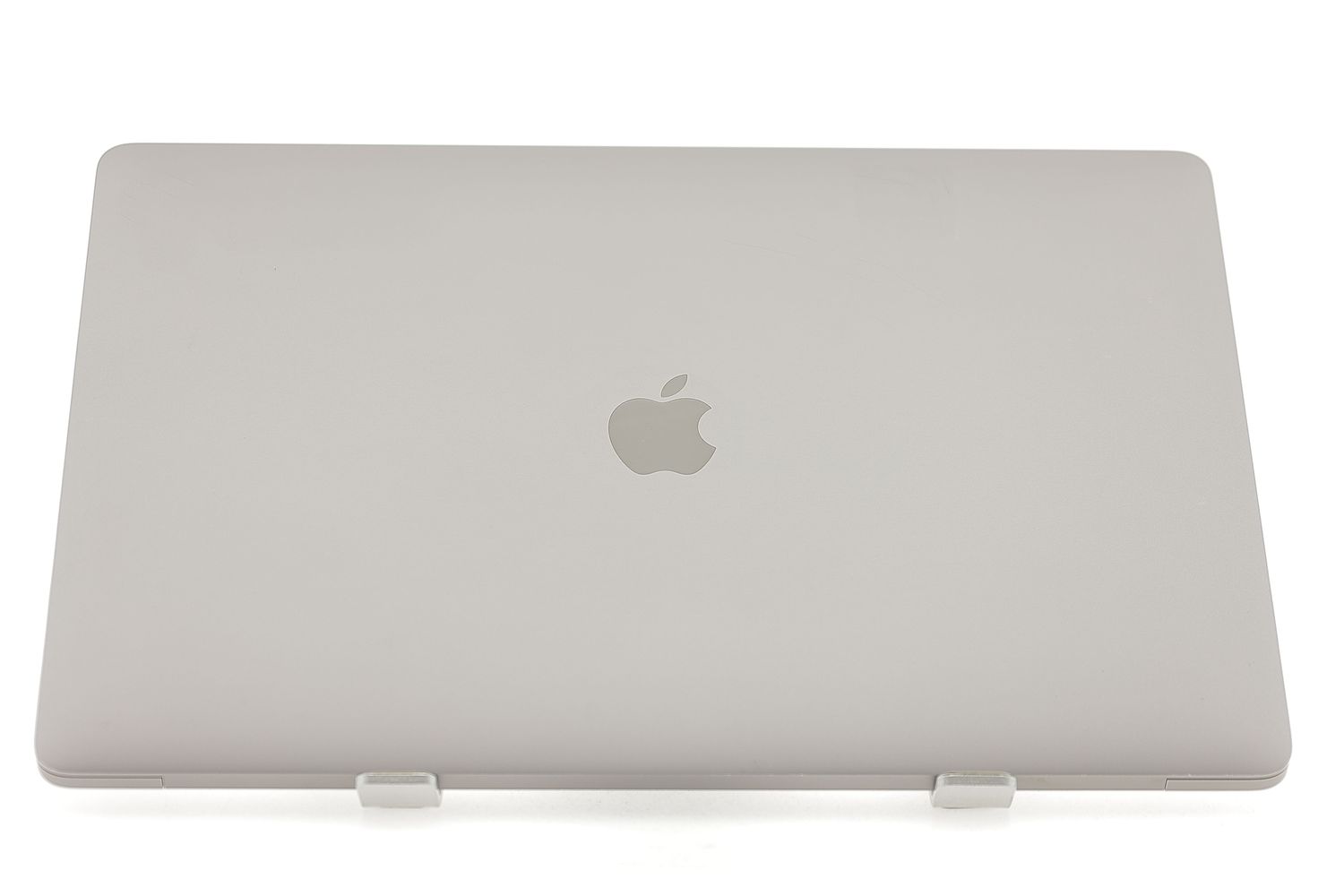 Apple MacBook Pro 15″ Touch Bar 2019, i9 2.3 GHz, 32 GB, AMD Radeon Pro Vega 16 1 TB Space Gray - Excelent