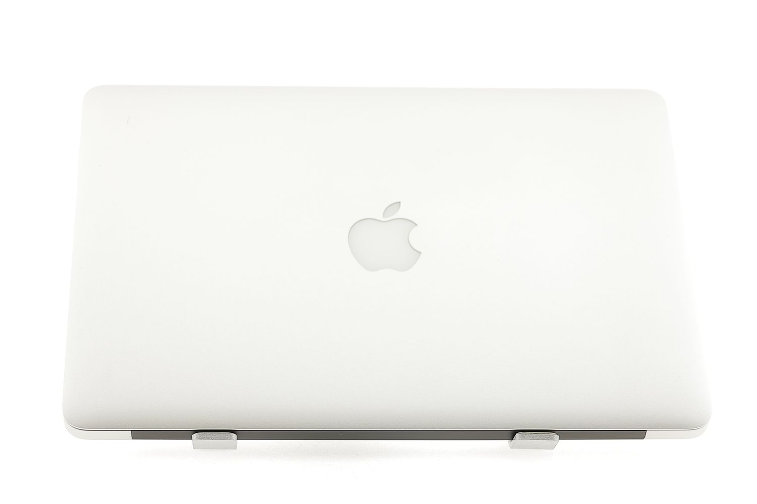Apple MacBook Air 13″ 2017, i5 1.8 GHz, 8 GB, HD Graphics 6000 128 GB Silver - Като нов