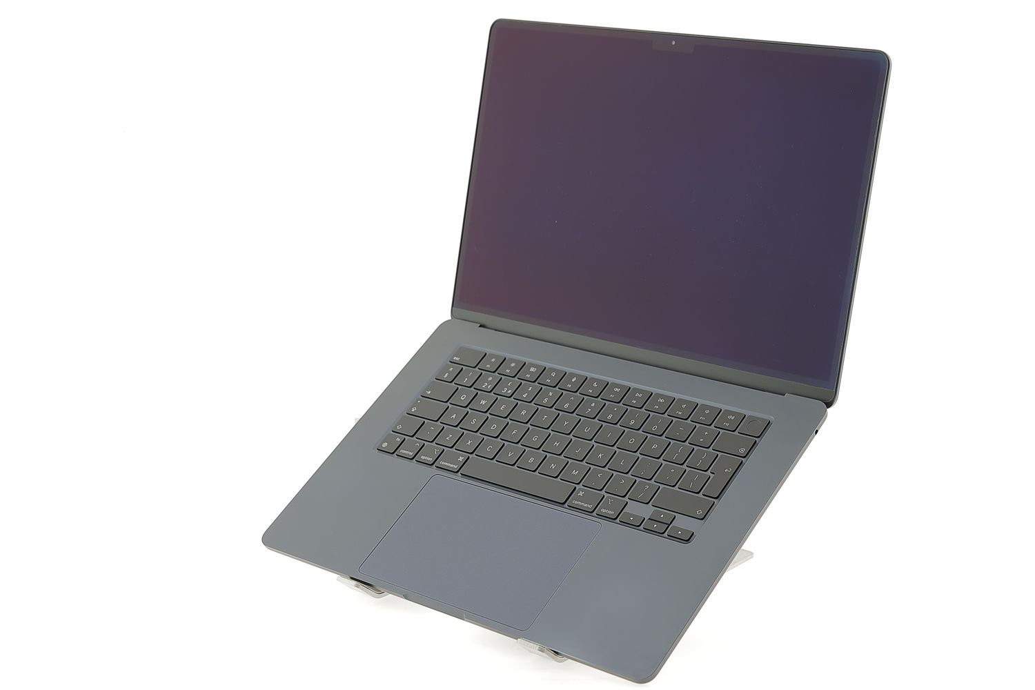 Apple MacBook Air 15″ 2023, M2 8 Cores, 8 GB, 10 core GPU 512 GB Midnight - Foarte bun