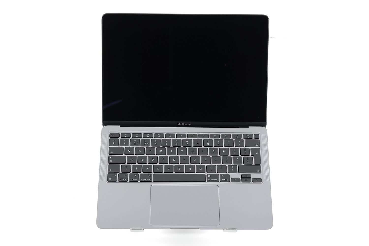 Apple MacBook Air 13″ 2020, M1 8 Cores, 8 GB, 7 core GPU 256 GB Space Gray - Excelent