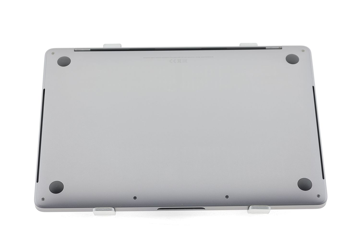 Apple MacBook Pro 13″ Touch Bar 2019, i7 2.8 GHz, 16 GB, Intel Iris Plus Graphics 655 256 GB Space Gray