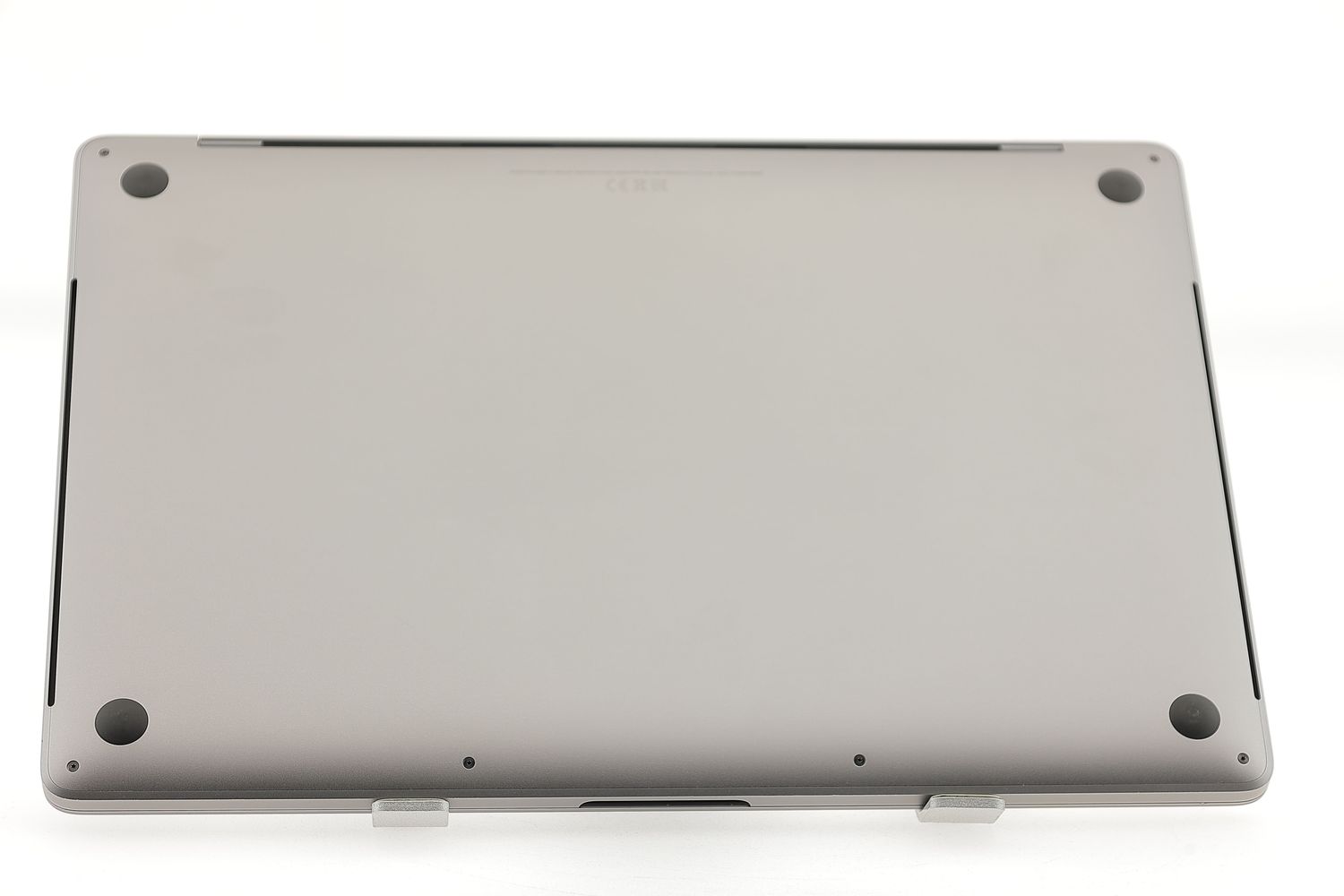 Apple MacBook Pro 16″ Touch Bar 2019, i7 2.6 GHz, 16 GB, AMD Radeon Pro 5300M 512 GB Space Gray - Excelent