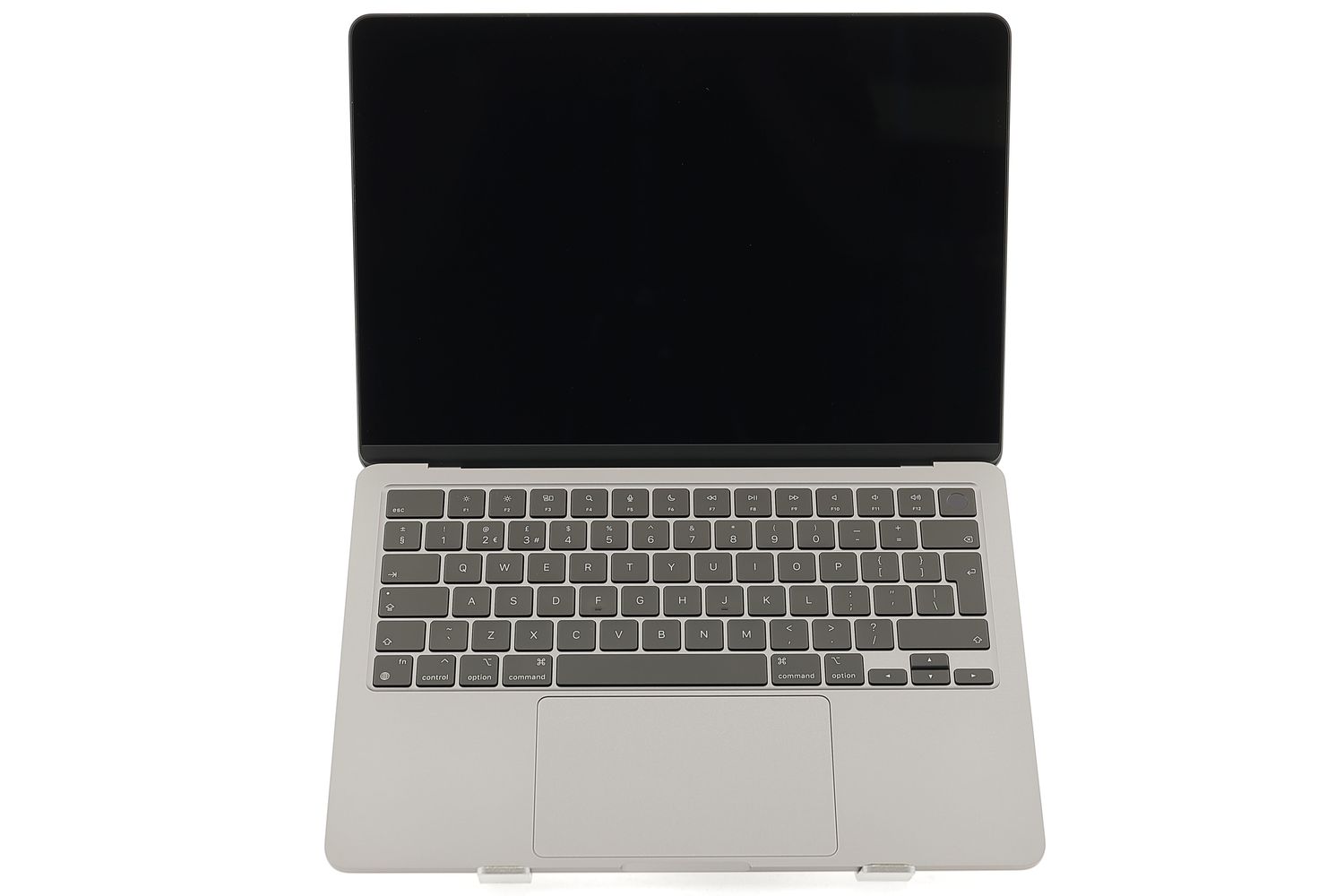Apple MacBook Air 13″ 2024, M3 8 Cores, 8 GB, 10 core GPU 512 GB Space Gray - Újszerű