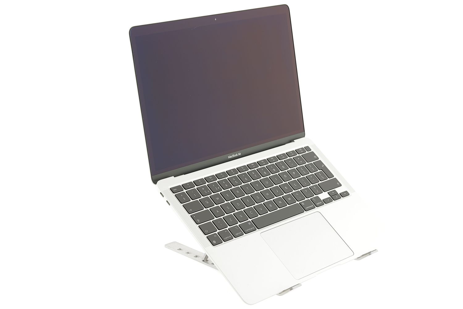 Apple MacBook Air 13″ 2020, M1 8 Cores, 8 GB, 7 core GPU, Silver