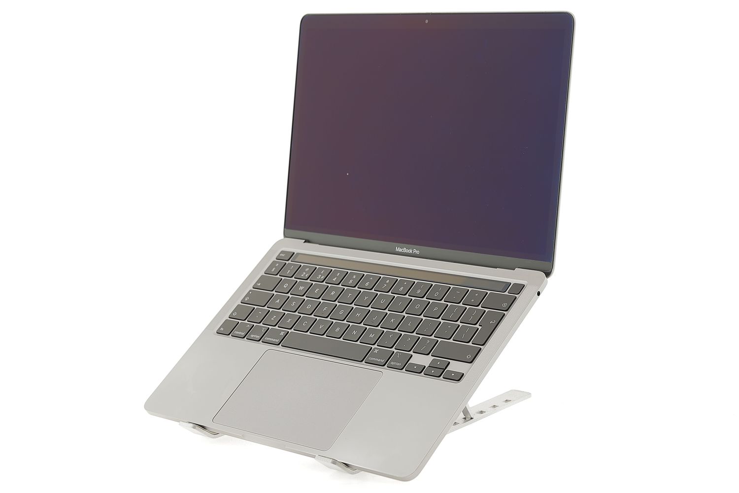 Apple MacBook Pro 13″ 2020, M1 8 Cores, 16 GB, 8 core GPU 256 GB Space Gray - Отлично