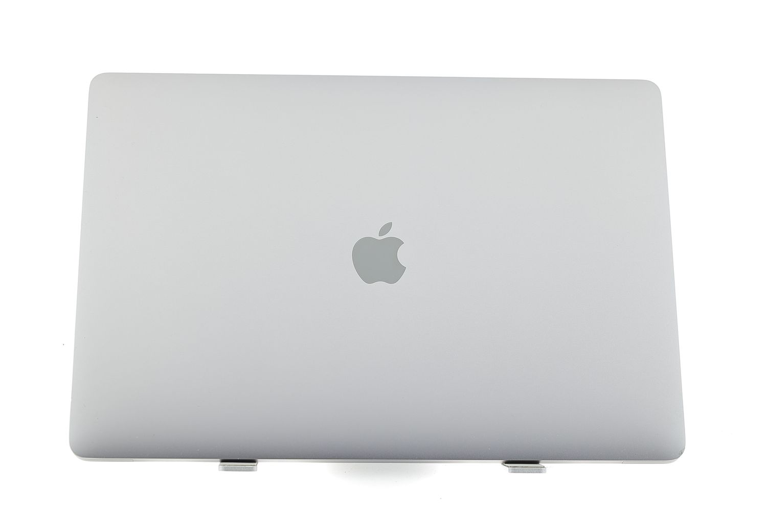 Apple MacBook Pro 15″ Touch Bar 2019, i9 2.4 GHz, 32 GB, AMD Radeon Pro Vega 20 1 TB Space Gray - Отлично