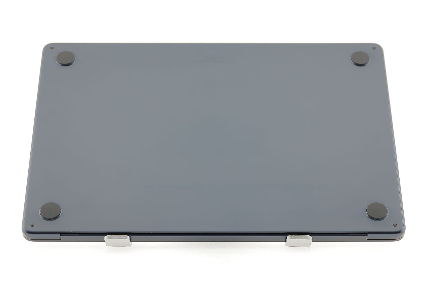 Apple MacBook Air 15″ 2023, M2 8 Cores, 8 GB, 10 core GPU 512 GB Midnight - Ca nou