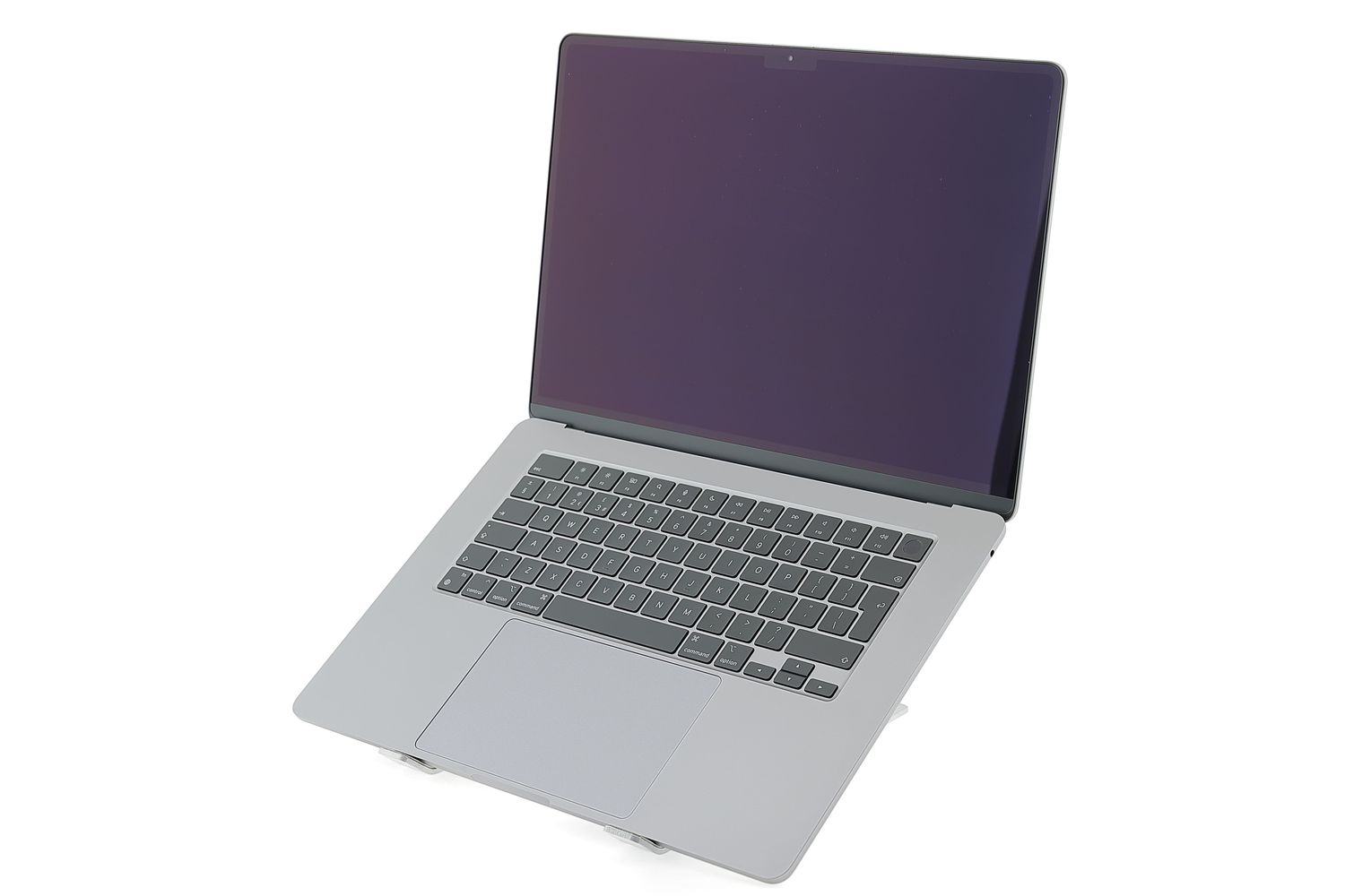 Apple MacBook Air 15″ 2023, M2 8 Cores, 8 GB, 10 core GPU 512 GB Space Gray - Много добро