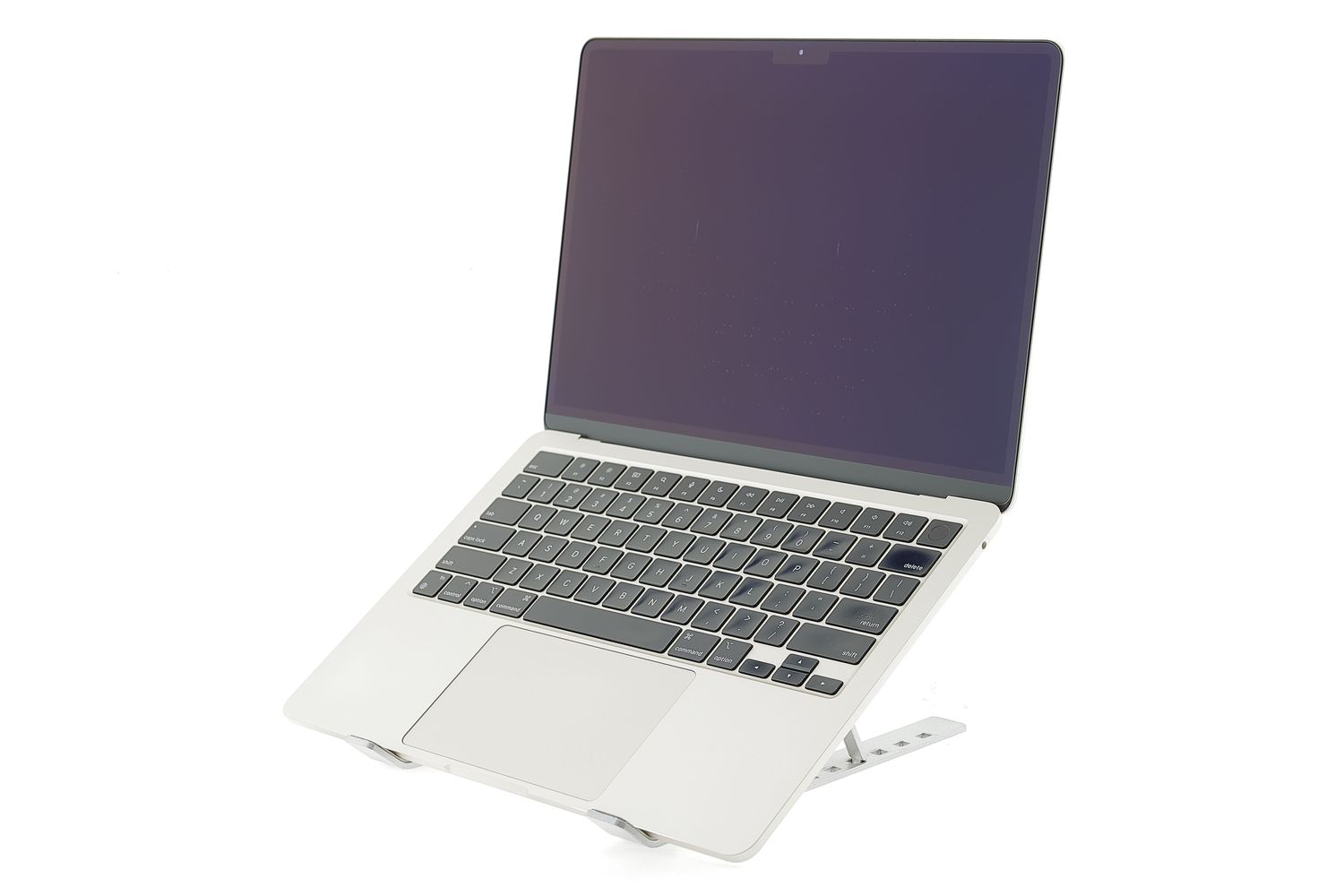 Apple MacBook Air 13″ 2022, M2 8 Cores, 8 GB, 10 core GPU 512 GB Silver - Foarte bun
