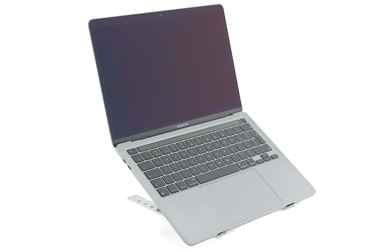 Apple MacBook Pro 13″ 2020, M1 8 Cores, 8 GB, 8 core GPU 512 GB Space Gray - Много добро