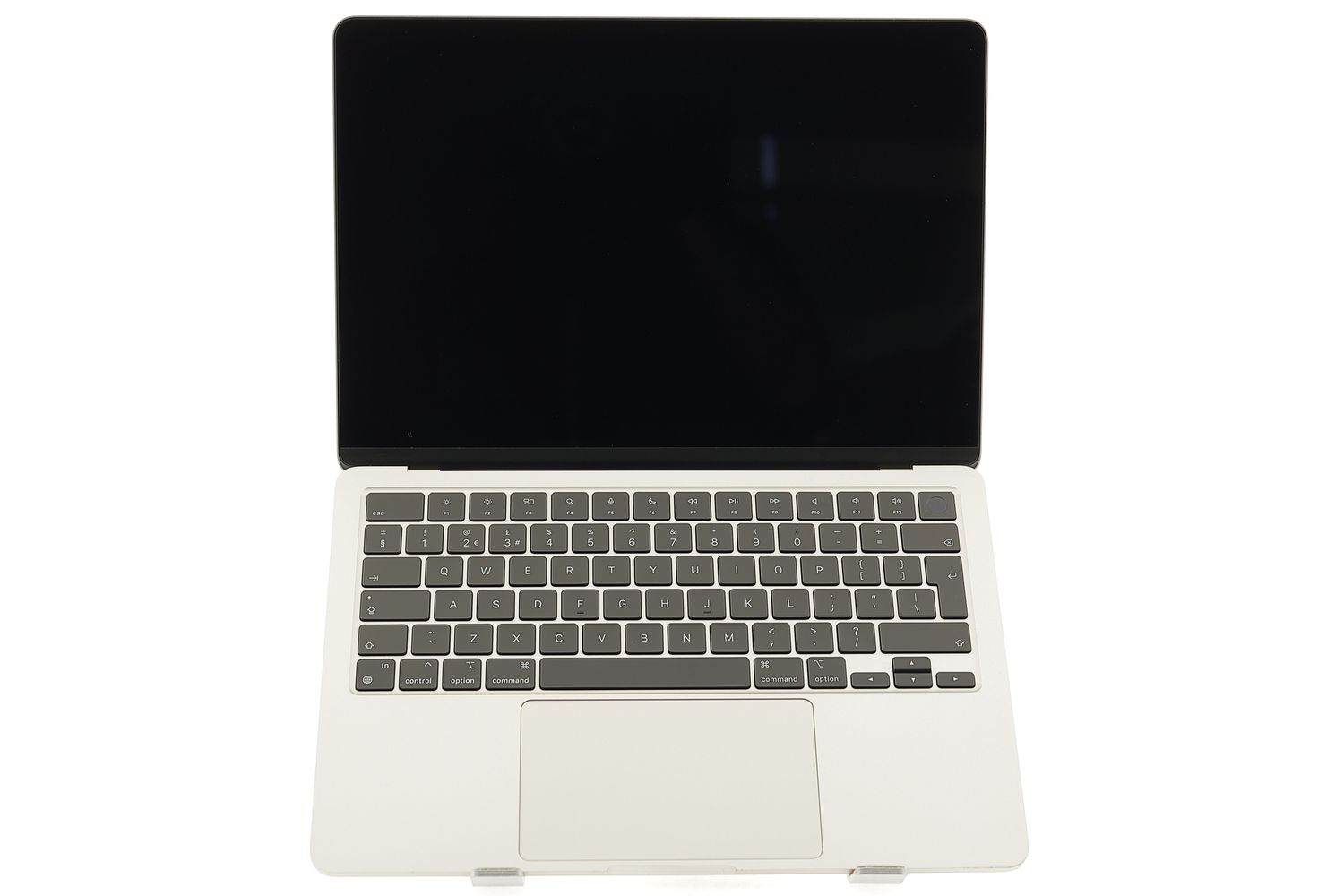 Apple MacBook Air 13″ 2022, M2 8 Cores, 8 GB, 8 core GPU 256 GB Starlight - Kiváló
