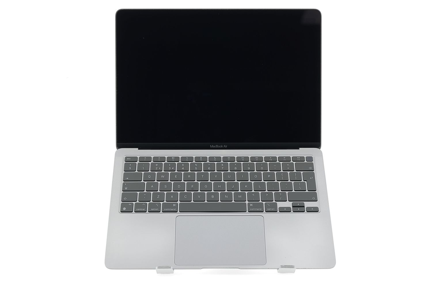 Apple MacBook Air 13″ 2020, i3 1.1 GHz, 8 GB, Intel Iris Plus 256 GB Space Gray - Jó