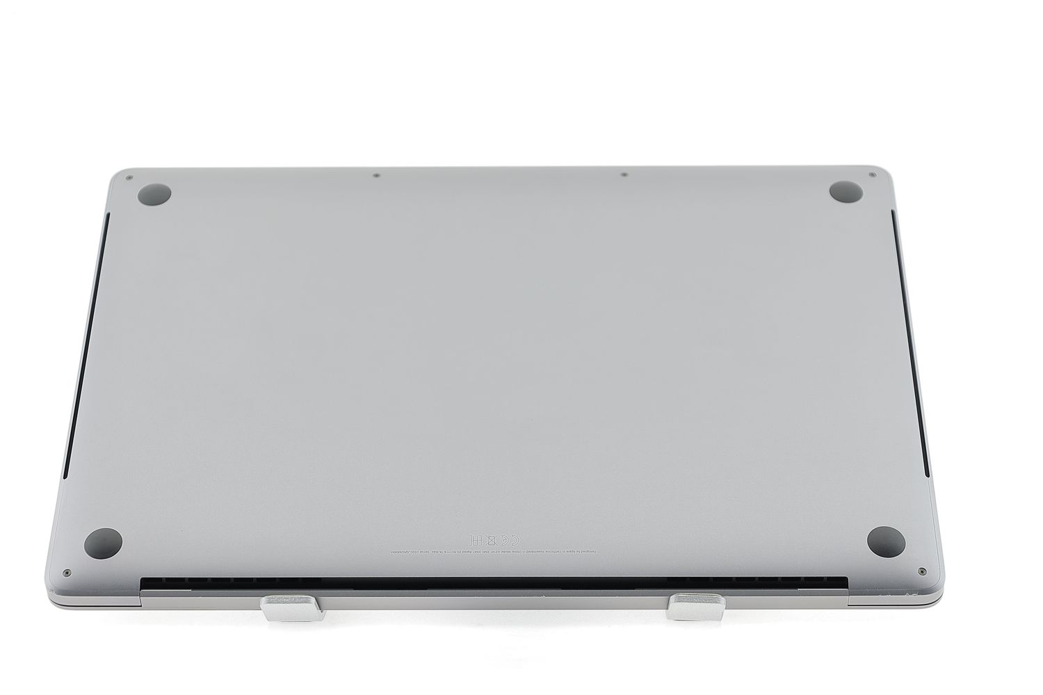 Apple MacBook Pro 16″ Touch Bar 2019, i7 2.6 GHz, 16 GB, AMD Radeon Pro 5300M 512 GB Space Gray - Foarte bun