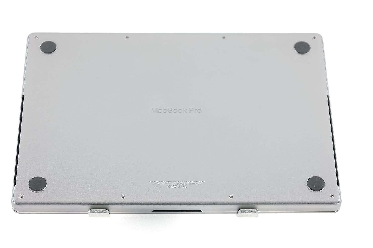 Apple MacBook Pro 16″ 2021, M1 Pro 10 Cores, 16 GB, 16 core GPU 512 GB Space Gray - Foarte bun