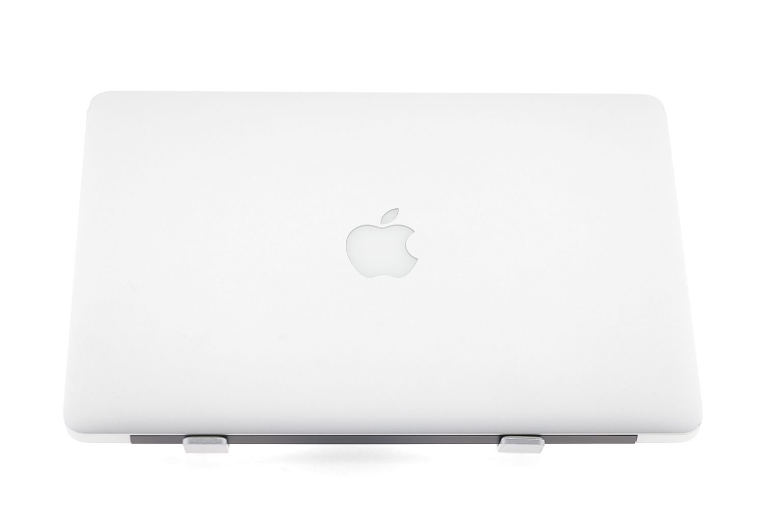 Apple MacBook Air 13″ 2017, i5 1.8 GHz, 8 GB, HD Graphics 6000 128 GB Silver