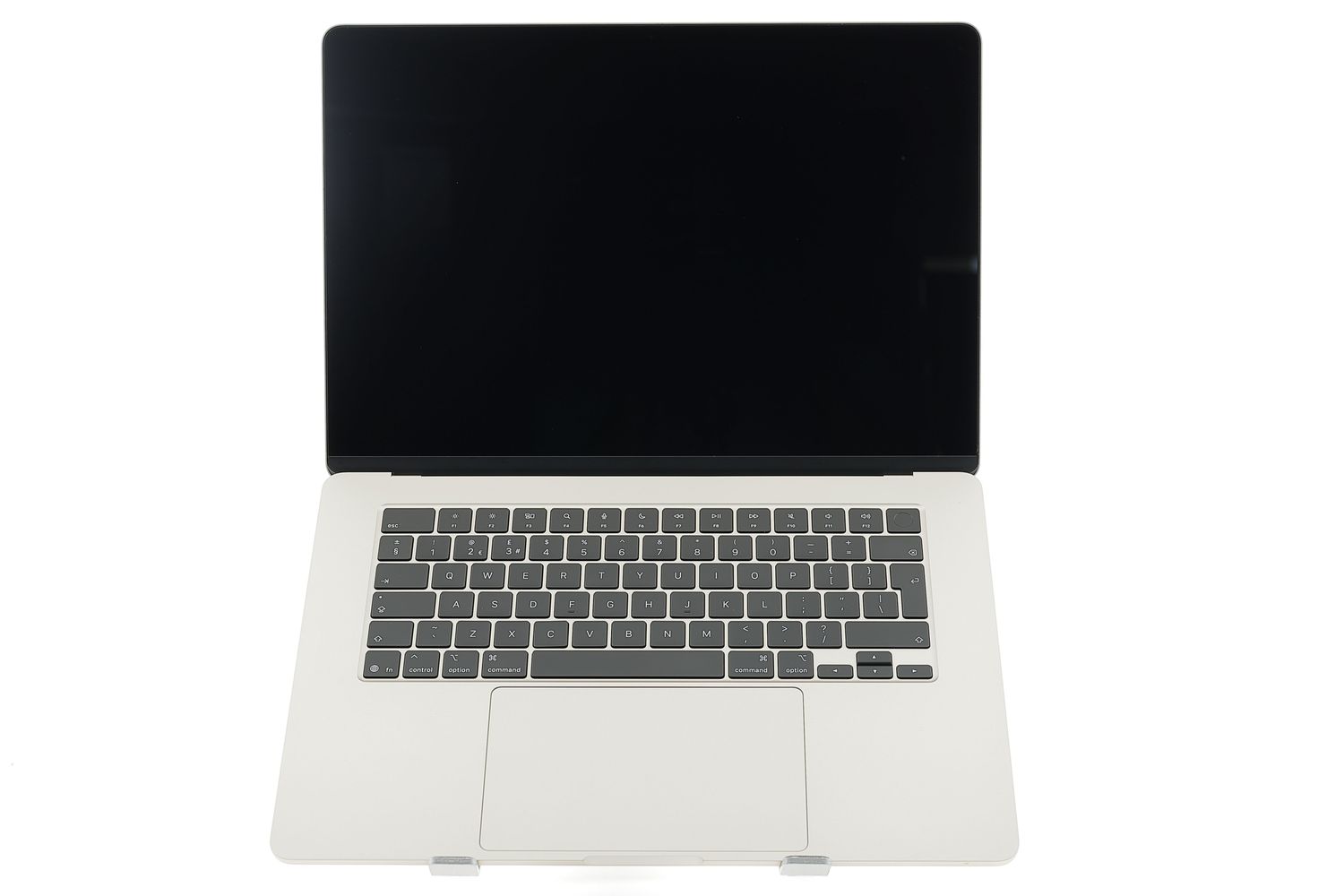 Apple MacBook Air 15″ 2025, M4 10 Cores, 16 GB, 10 core GPU 512 GB Starlight - Много добро