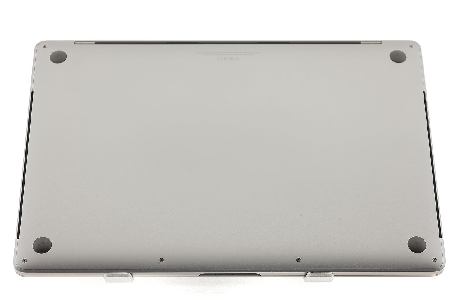 Apple MacBook Pro 15″ Touch Bar 2019, i7 2.6 GHz, 16 GB, AMD Radeon Pro 555X 256 GB Space Gray - Като нов
