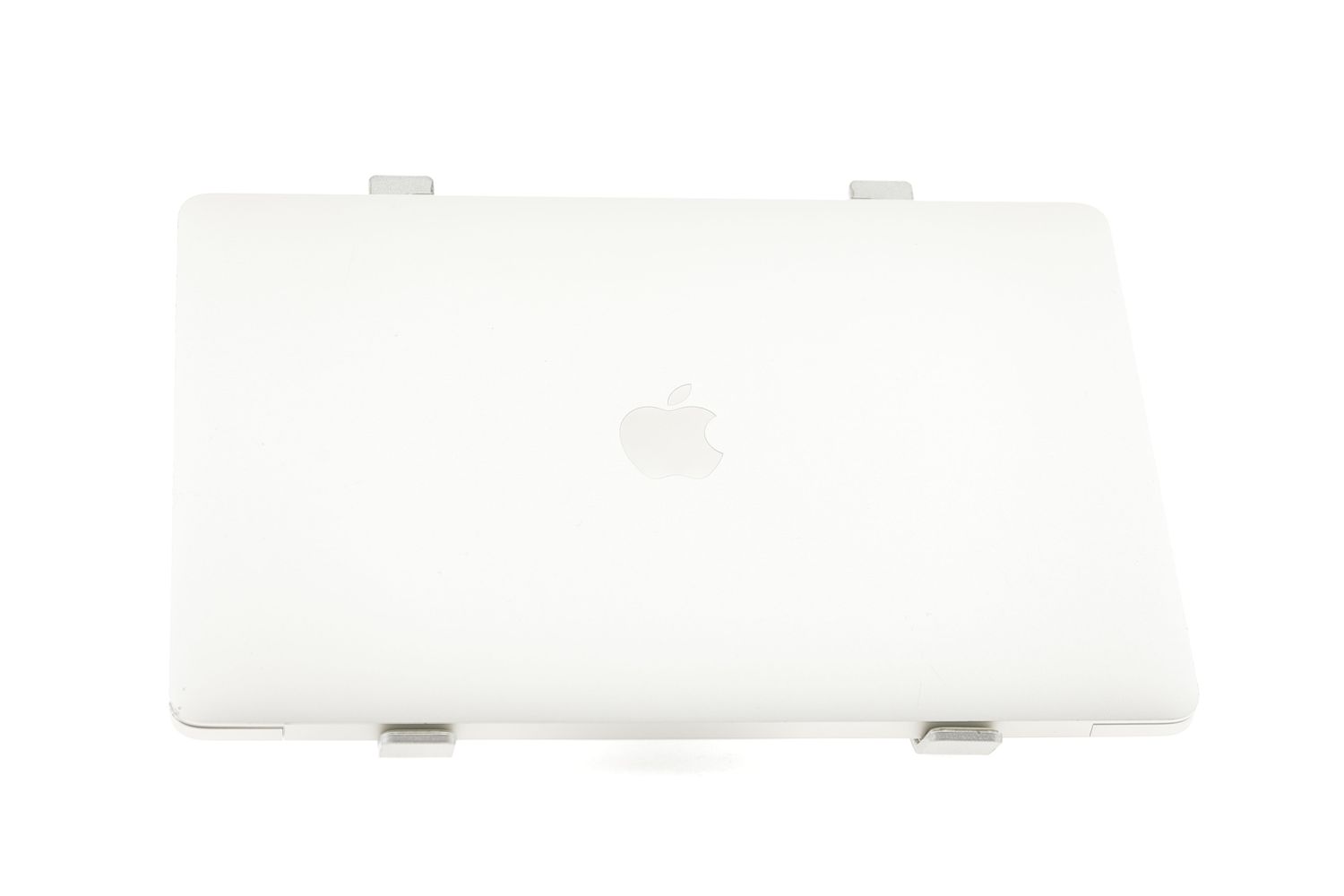 Apple MacBook Air 13″ 2020, M1 8 Cores, 8 GB, 7 core GPU, Silver